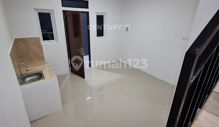 New Ready-to-Occupy House in Strategic Location at Johar Baru S8438 New Ready-to-Occupy House in Strategic Location at Johar Baru S8438