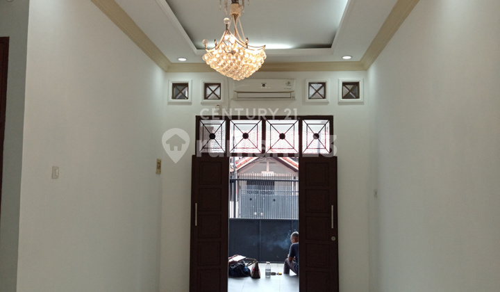 Rumah Tinggal One Gate System Di Pondok Kelapa S8449