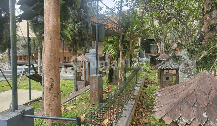 Rumah Atau Villa Strategis Di Jalur Arah Lembang Bandung S8944 2