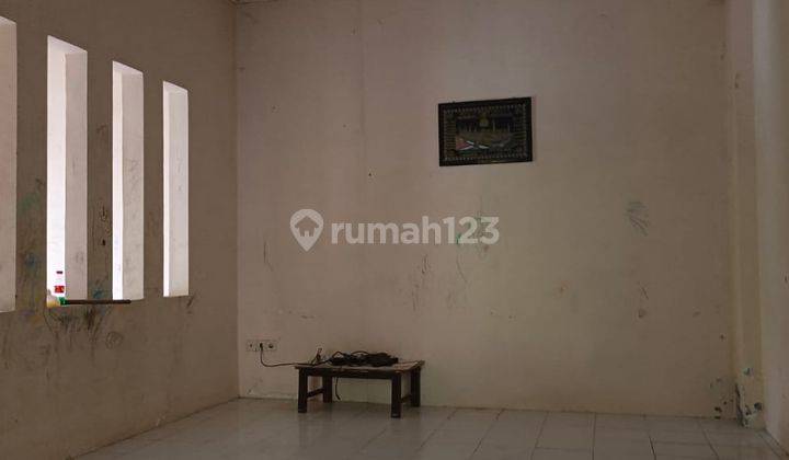 Rumah Posisi Huk Butuh Renov di Regensi Melati Mas Serpong 2