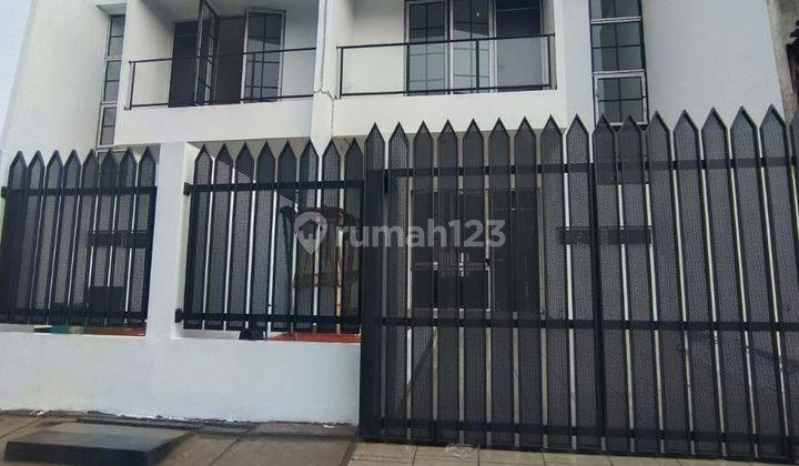 Rumah Dijual Di Villa Melati Mas 2 Lantai Baru Siap Huni 1