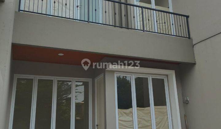 Rumah 2 Lantai Baru Semi Furnished Di Serpong Villa Melati Mas 1