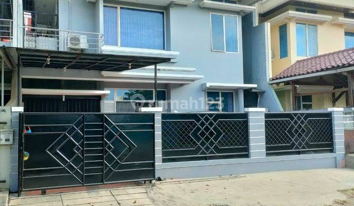 Dijual Cepat Rumah Di Taman Modern, Cakung, Jakarta Timur.
bebas Banjir, Kondisi Rumah Bagus
sirkulasi Udara Bagus & Nyaman.
 2