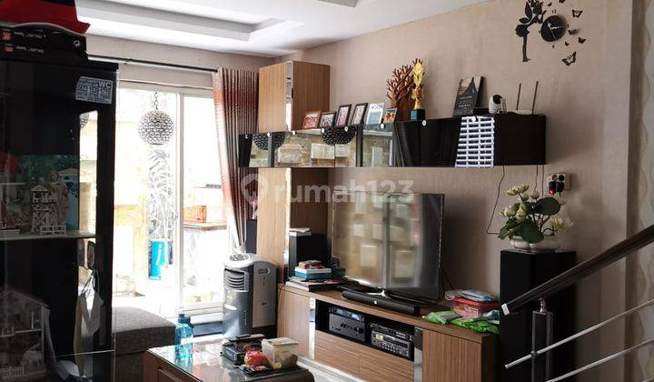 Dijual Cepat dan Murah Rumah 2 lantai, Full furnish, SHM di Taman modern cakung jakarta timur 1