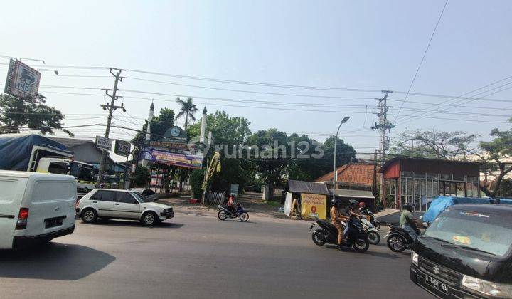 Dijual Cepat dan Murah/BU.
Tanah dan Gudang luas 4000 di jalan raya Majapahit, Kota Semarang.  2