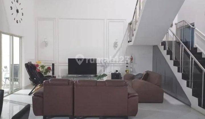 Rumah 2lt luas 220 m²,full renov, SHM di Taman Modern Cakung Jakarta Timur 2