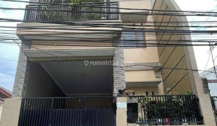 Dijual cepat/BU dan murah rumah 2lt deket kelapa gading 1