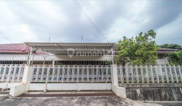 Jual Cepat Rumah Di Bukitsari Semarang. Posisi Hook, Pinggir Jalan Raya Besar. Jual Di Bawah Harga Pasar. 1