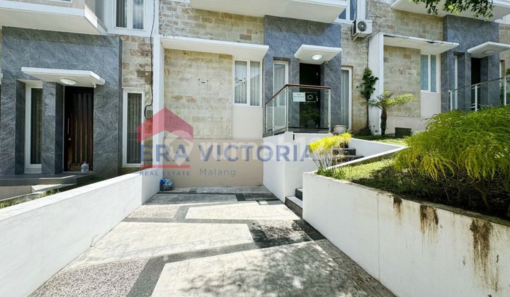 Furnished Modern House in Arjosari Housing, Malang Furnished Modern House in Arjosari Housing, Malang