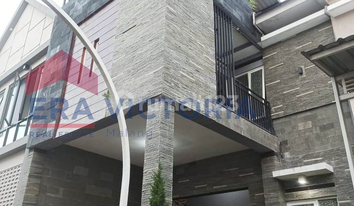 Rumah Bagus Semi Furnish Kota Malang 2
