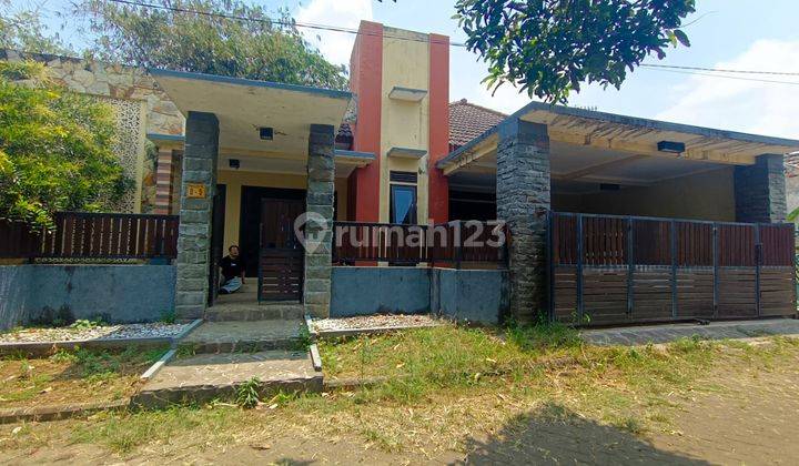 Rumah Hook Dijual di Graha Laksana Tidar 1