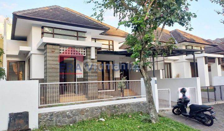 Rumah Bagus 1½ Lantai di Riverside Blimbing   1