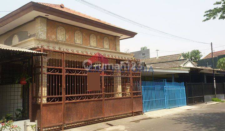 Rumah Tengah Kota Cocok Untuk Kantor di Klojen  