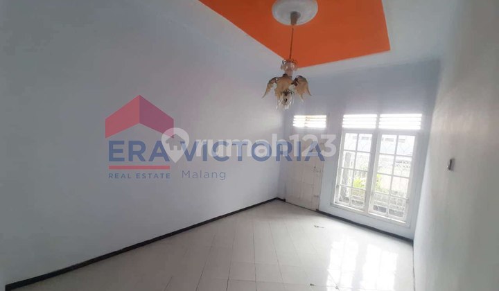 Two-Story House in Sitirejo Residential Complex, Wagir 2