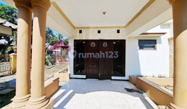 Rumah Bagus Cluster Disewakan Di Araya  2