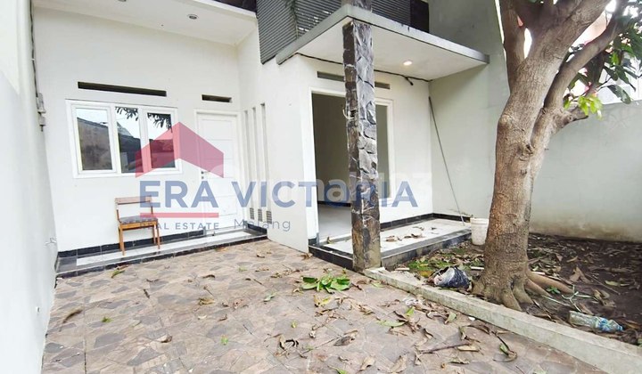Ready-to-Occupy House in the Center of Blimbing, Malang 2