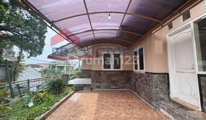 Rumah Dekat Tempat Wisata Skyland Karangploso 2