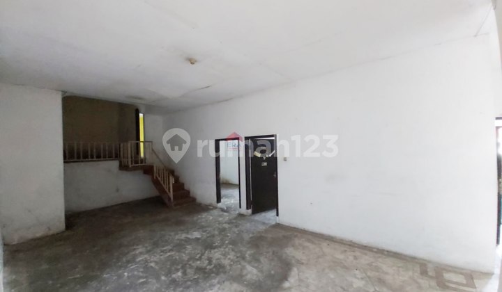 Strategic Land Calculation House Near Malang City Campus 2