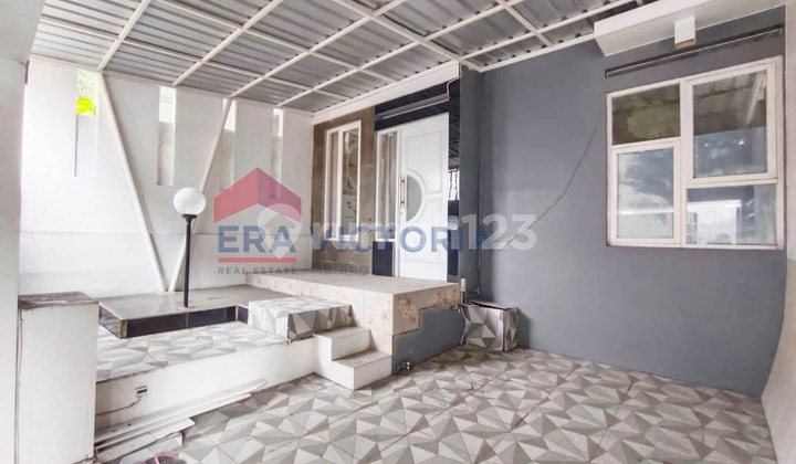 Quiet Neighborhood House Near Soekarno Hatta Business Center, Malang City 2