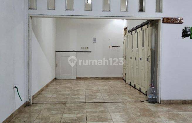 DI JUAL RUMAH 2 LANTAI HARGA MENARIK 2