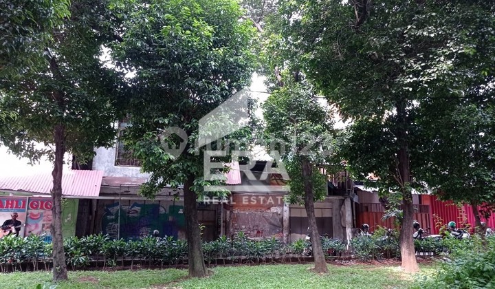 Dijual Rumah Tua di Salemba Tengah Jakarta Pusat letak strategis