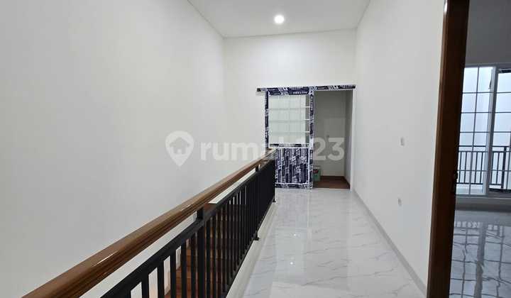 Quick Sale Cheap and New House in Kelapa Gading 2
