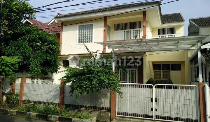 For Sale House in Perum Bumi Pesanggrahan Mas, Jl. Griya I, Petukangan Selatan