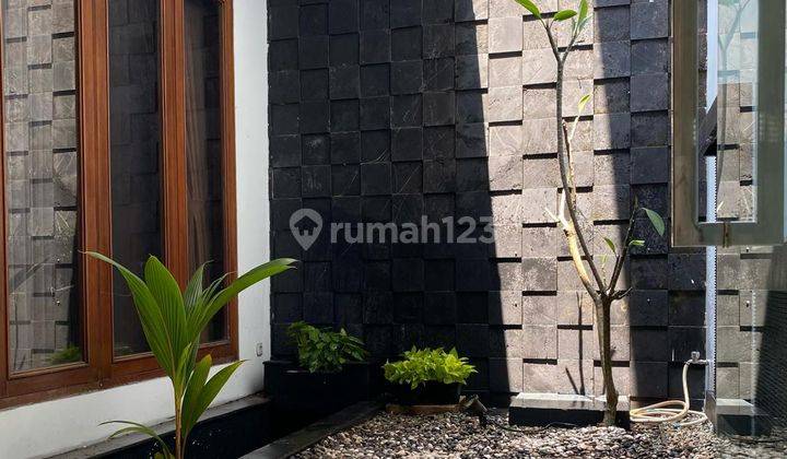 Rumah Modern, 2 Lantai SHM di Sektor 9 Bintaro, Tangerang Selatan 1