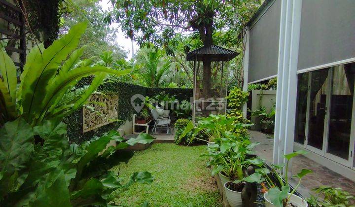 Dijual Rumah 2 Lt Semi Furnished SHM Bintaro 7, Tangerang Selatan 1