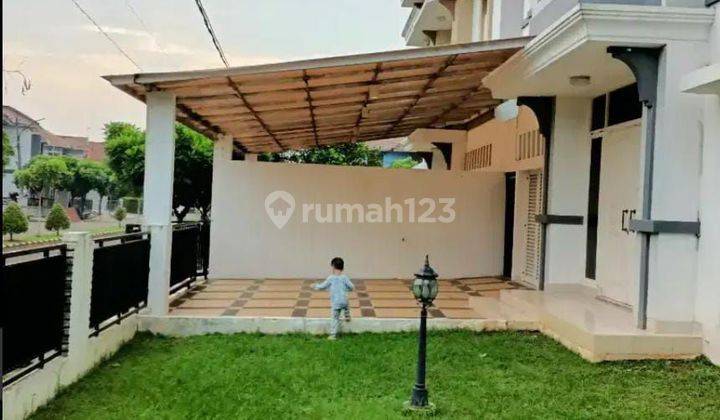 Turun Harga Disewakan Rumah Hook Boulevard Kemang Pratama 2 Hanya 90 Jutaan  2