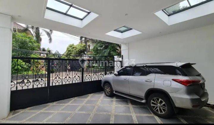 Paling murah rumah mewah baru hanya 15 Miliar di sebrang Citos cilandak jakarta selatan di Jalan Wijaya Kusuma 2