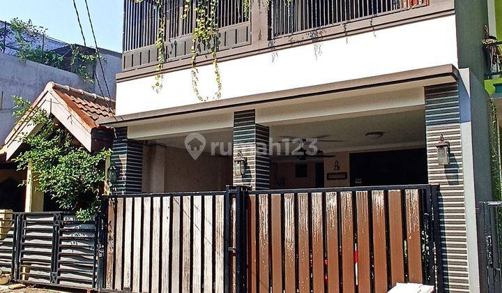 Rumah ada rooftop murah banget hanya 1 miliaran di kemang pratama 2 2