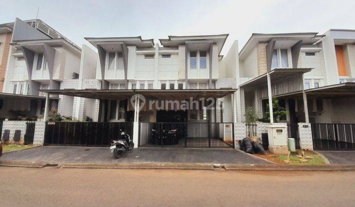 Rumah 3 lantai disewakan murah banget 80 juta di Cluster celebration lake grand wisata 2