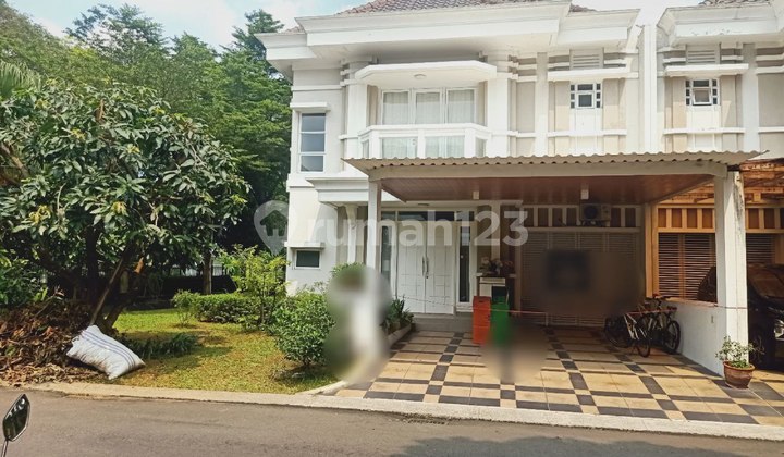Quick Sale Corner House in Vernonia Cluster 5 Billion at Summarecon Bekasi 2