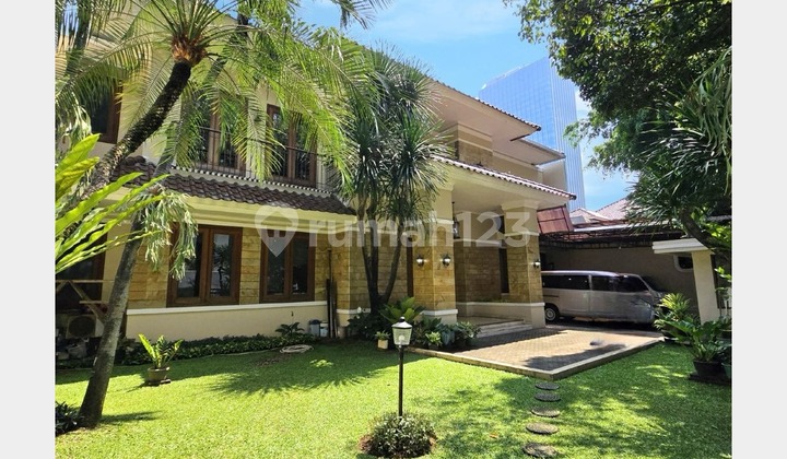 Hot Bayer Kebayoran Baru, Premium Location, Quiet Neighborhood, Modern House