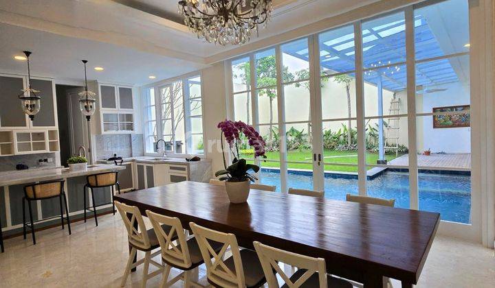 Dijual di Kemang Dalam Rumah Baru Luxury, American Klasik, Private Lift & Double Gate 1