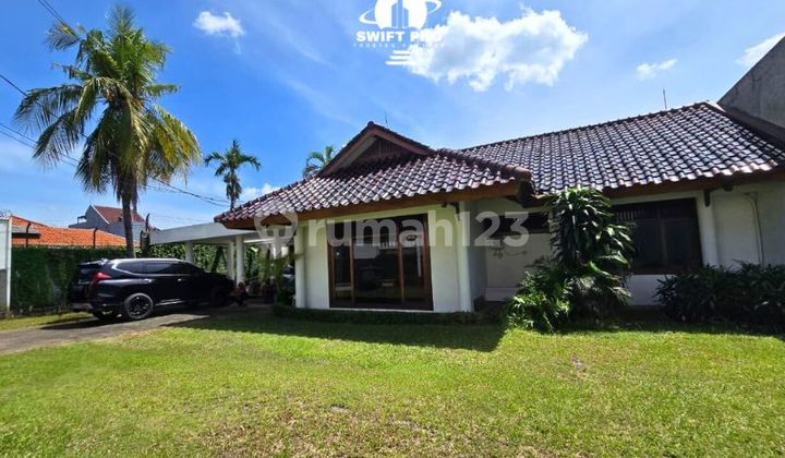 Hot Sale: Cipete, Classic House, Spacious Yard, Well-Maintained, Quiet Location.