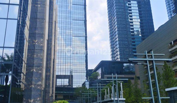 Dijual Kantor Ekslusif di Office 8 Lokasi Primer Scbd Sudah Partisi Kaca, View Langham Pool 2