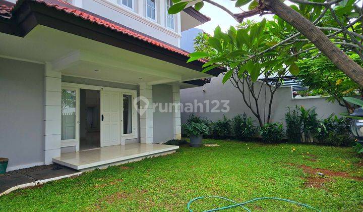 For Rent  Modern House Bright and Big Garden, Kemang Selatan 2