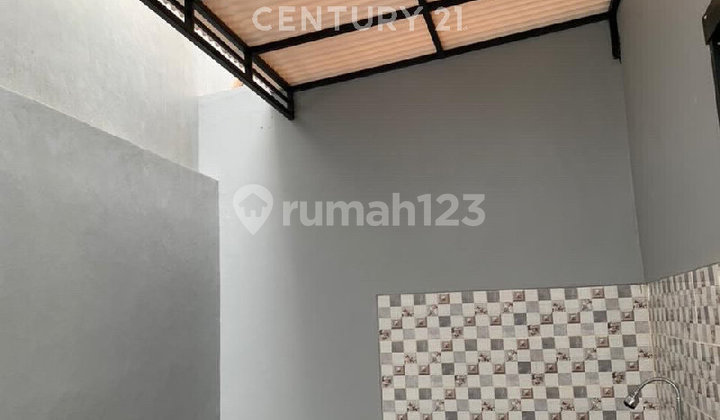 Classic Modern Luxury 2-Story House at Affordable Price in Bekasi S9352 2