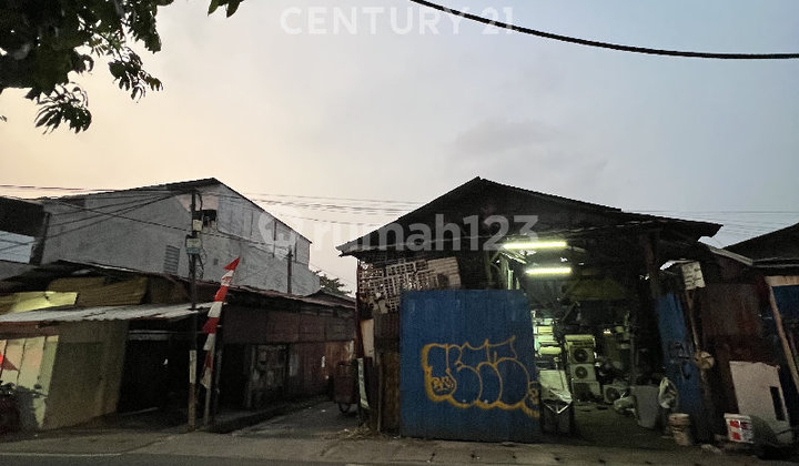 Tanah Dan Bangunan Cocok Dijadikan Mini Komplek Strategis S9001