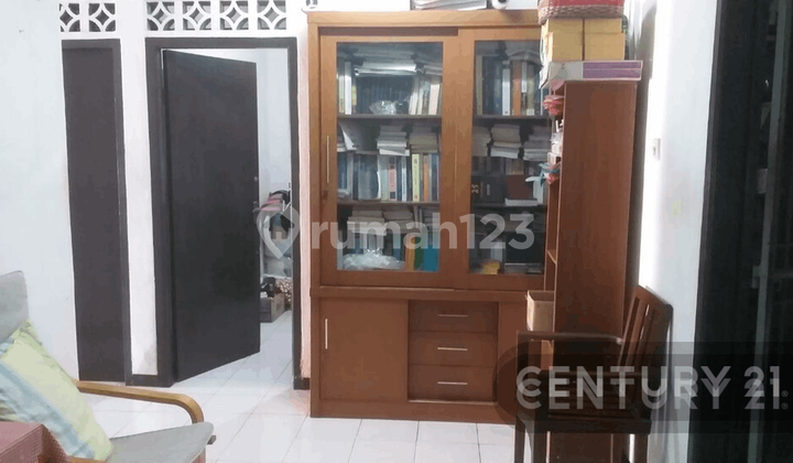 Rumah 2 Lantai Strategis Di Moh Kahfi Cipedak S7735