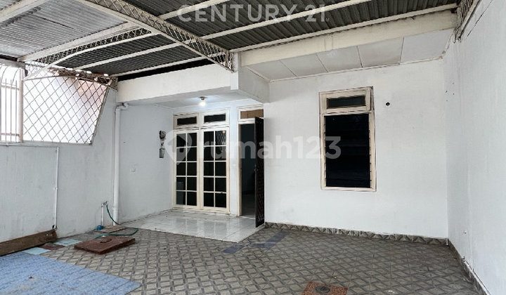 Rumah 1½ Lantai Harga Mendekati NJOP Strategis di Sunter S9216