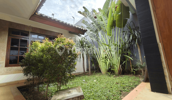 Rumah Lokasi Strategis Halaman Luas Di Jl Bangka Raya S8579 Rumah Lokasi Strategis Halaman Luas Di Jl Bangka Raya S8579