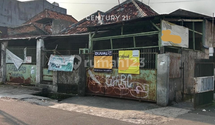 Rumah Tua Hitung Tanah Posisi Hoek Strategis Di Rawamangun S8895