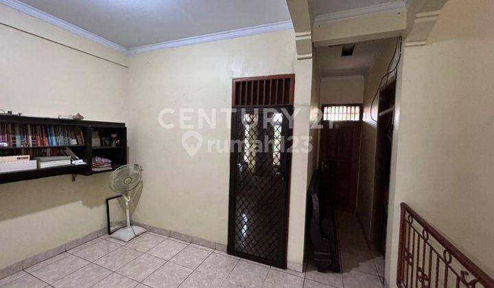 Rumah Lokasi Strategis 2 Lantai Di Pondok Pekayon Indah NS0091 2