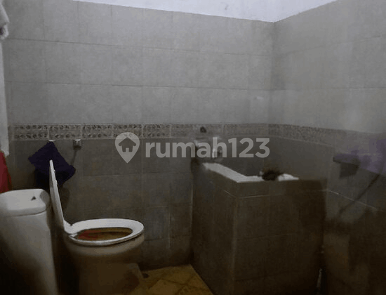 Rumah 2 Lantai Di Daerah Stategis Taman Cikunir Indah S9176 2