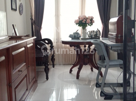 Rumah Posisi Hoek 2 Lantai Di Bambu Apus Jakarta Timur S8861