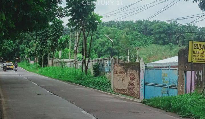 Lahan Dan Gudang Area Perkebunan Di Cikalongkulon S8089 2