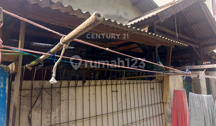 Rumah Tua Hitung Tanah Dekat Area Sekolah Di Cakung S8568 2